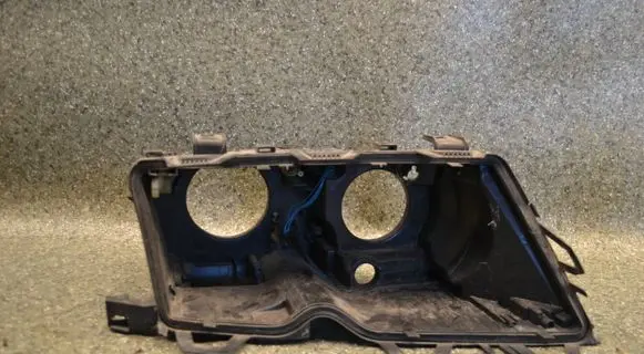 BMW 3 E46 Headlight part 1305235714