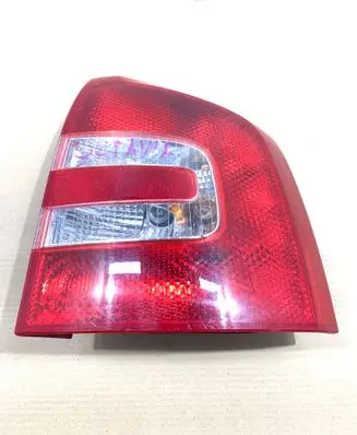 Skoda Octavia Mk2 (1Z) Rear/tail lights 1Z9945096