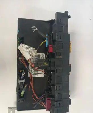 Mercedes-Benz SLK R171 Fuse module 1715451301 5DK008554