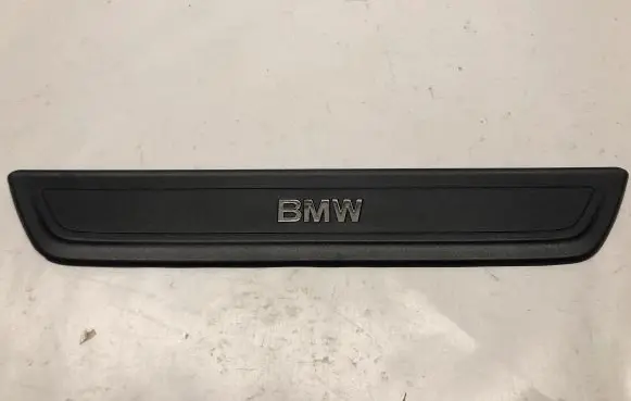 BMW X4 F26 Front sill trim cover 7205597