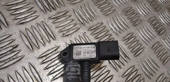 Audi A8 S8 D4 4H Exhaust gas pressure sensor 059906051A 0281006006