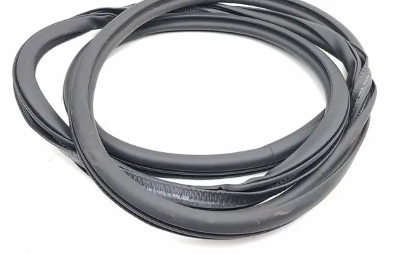 Audi A3 8Y Front door rubber seal 8Y0831721B