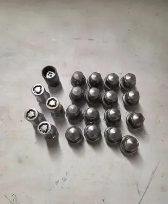 Ford Mustang VI Nuts/bolts 