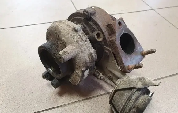 Peugeot Expert Turbo 9661306080