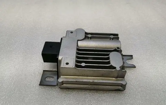 Porsche Panamera (970) Fuel injection pump control unit/module 7P0906093B