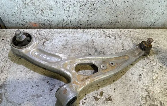 Ford Kuga III Front lower control arm/wishbone X613A424
