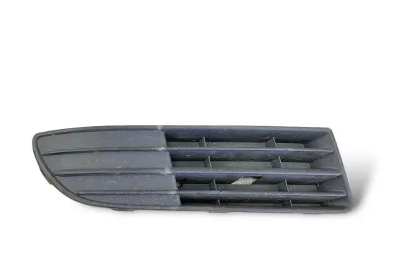 Volkswagen Polo IV 9N3 Front bumper lower grill 6Q0853666E