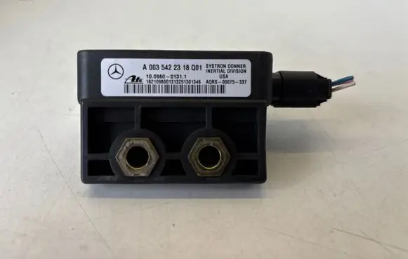 Mercedes-Benz C W203 ESP acceleration yaw rate sensor A0035422318