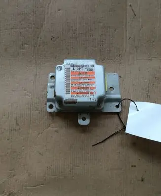 Suzuki Alto Airbag control unit/module 3891079G00