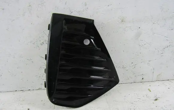 Volvo XC60 Front bumper lower grill 32234961