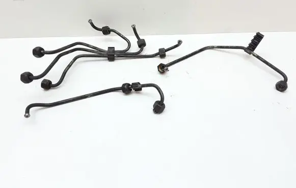 Volvo S70 V70 V70 XC Fuel line pipe