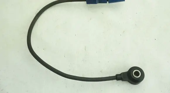 Audi RS6 C5 Detonation knock sensor 079905377H
