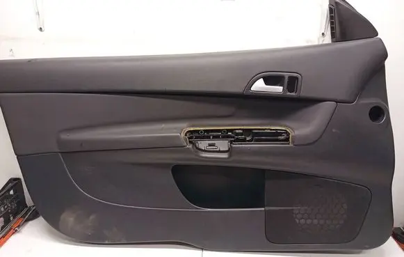 Volvo C30 Front door card panel trim 30661345