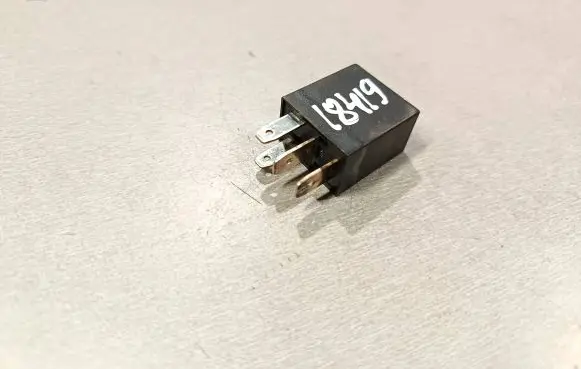 Hyundai Santa Fe Other relay 9522429000
