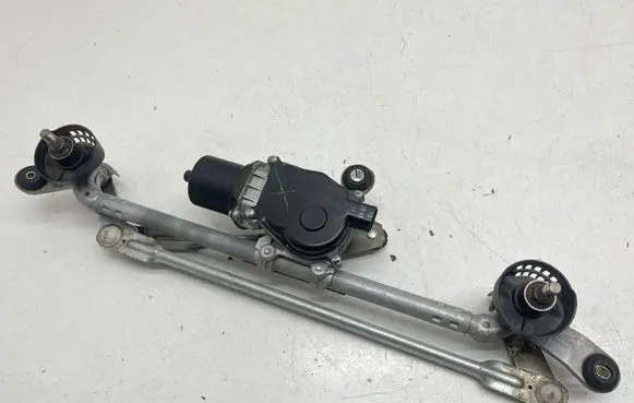 Renault Kadjar Front wiper linkage and motor 6705C004 5316
