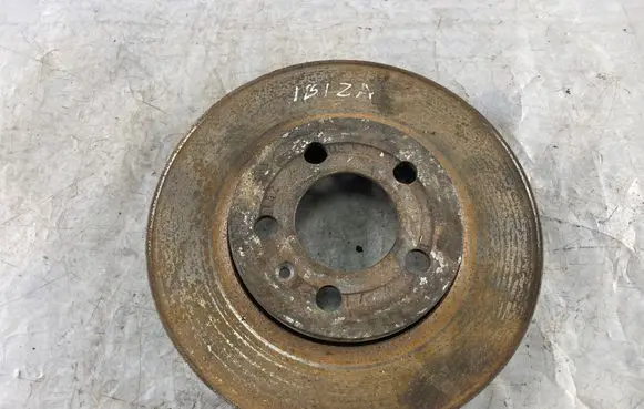 Seat Ibiza III (6L) Front brake disc