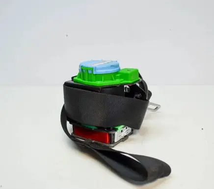 Mercedes-Benz CLC CL203 Front seatbelt A2038601986