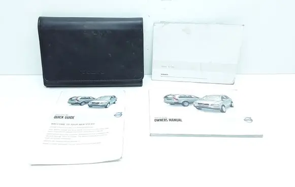 Volvo XC90 Owners service history hand book 