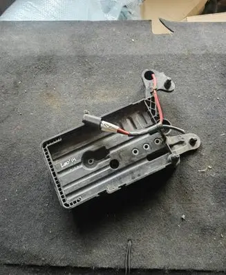 Seat Leon (5F) Battery tray 