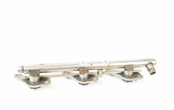 Mercedes-Benz E C207 W207 Fuel main line pipe A2760704095