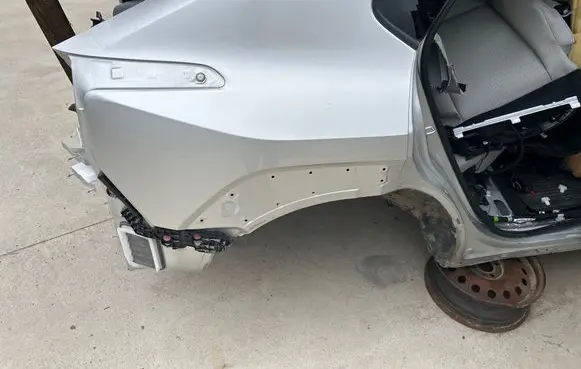Toyota bZ4X Rear quarter panel