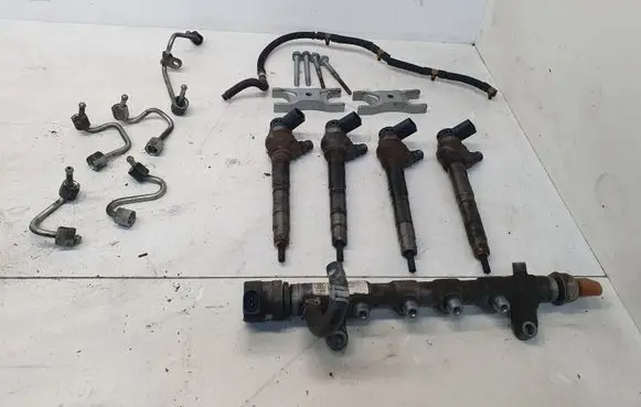 Volkswagen PASSAT B6 Fuel injection system set 03L130089J 03L130277J