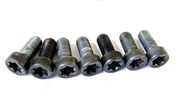 BMW 1 E81 E87 Flywheel bolts 