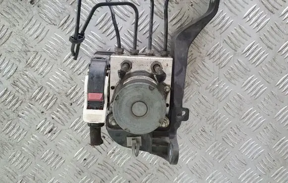 Opel Insignia B ABS Pump 84257233