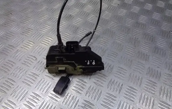 Renault Scenic II - Grand scenic II Front door lock
