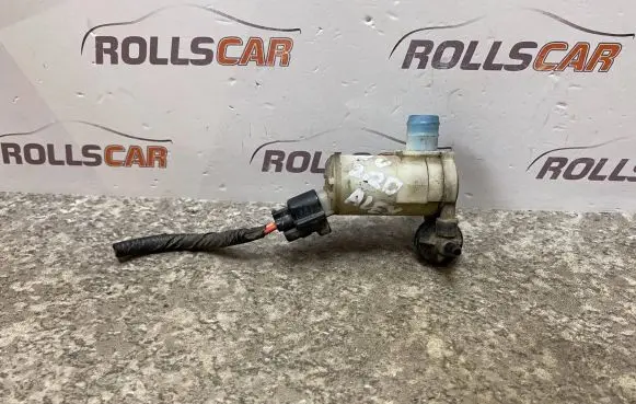 Honda CR-V Headlight washer pump EW08 A918