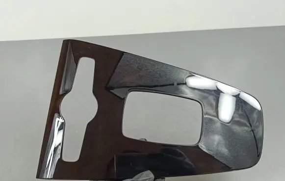 Polestar 2 Gear shifter surround trim plastic