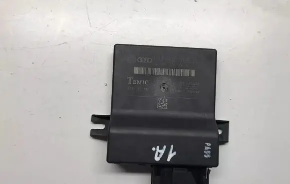 Audi A6 S6 C6 4F Gateway control module 4F0907468D 4F0907468 F0910468A