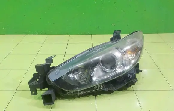 Mazda 6 Headlight/headlamp PRZOD