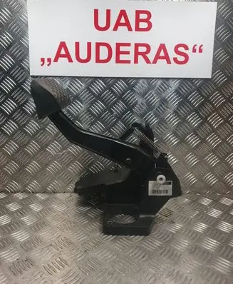 Mercedes-Benz A W169 Brake pedal A1692901001 4010049A 178593