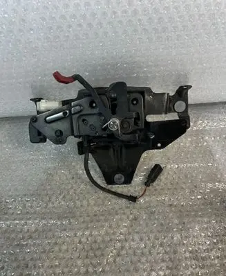 Porsche 911 992 Engine bonnet/hood lock/catch 992823501 8P2823501