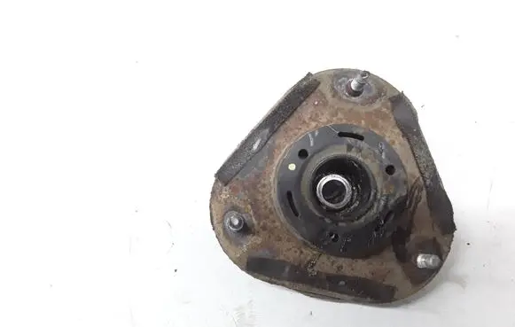 Toyota Avensis T250 Front upper strut mount 
