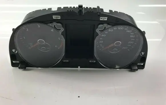 Volkswagen PASSAT B7 Speedometer (instrument cluster) 3AA920870P P2510