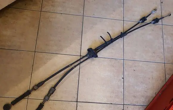 Toyota RAV 4 (XA20) Gear shift cable linkage 03070 ABT1249