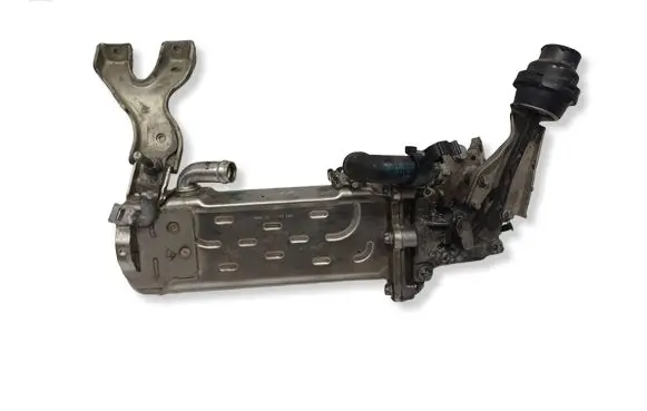 Mercedes-Benz E W212 EGR valve cooler A6511420067 A6511400275 6885909