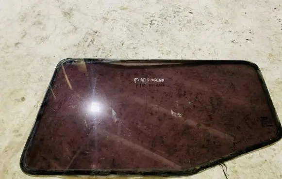 Fiat Fiorino Rear side window