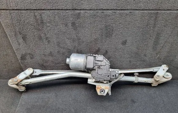 Audi A4 S4 B7 8E 8H Front wiper linkage and motor 8E1955119 8E1955023E