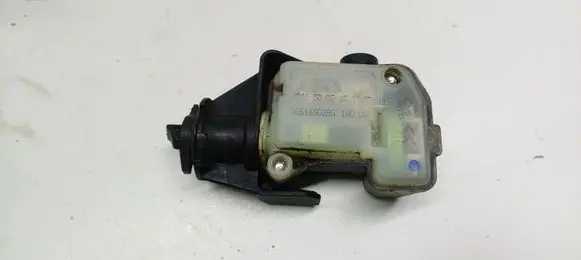 Citroen C4 II Fuel tank cap lock motor 9651690280