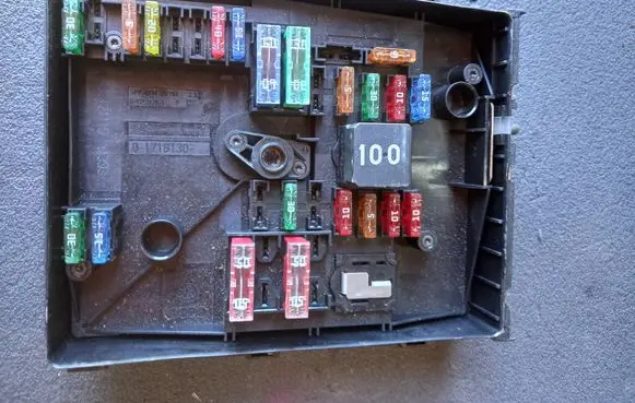 Audi Q3 8U Fuse box set 1K0937125D