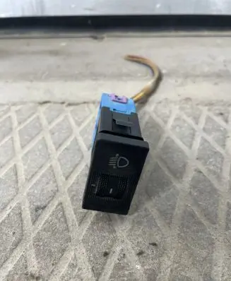 Audi A6 S6 C4 4A Headlight level height control switch 4A0941301A