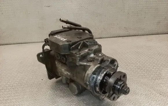Ford Focus Fuel injection high pressure pump 0470004002