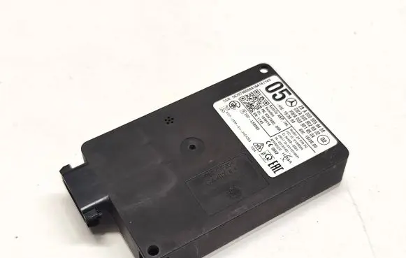 Mercedes-Benz C W205 Blind spot module A0009058406 A0009026932 A0009018504