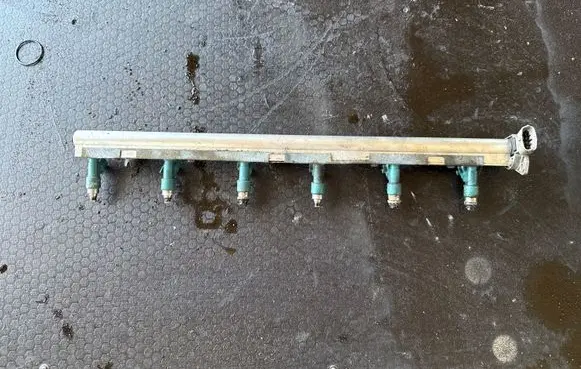 Volvo XC90 Fuel main line pipe 6G9N9H487AG