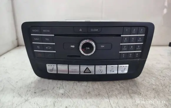 Mercedes-Benz A W176 Radio/CD/DVD/GPS head unit A2469007818