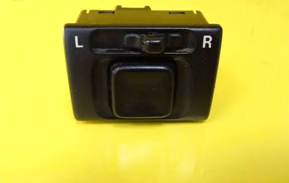 Suzuki Jimny Wing mirror switch