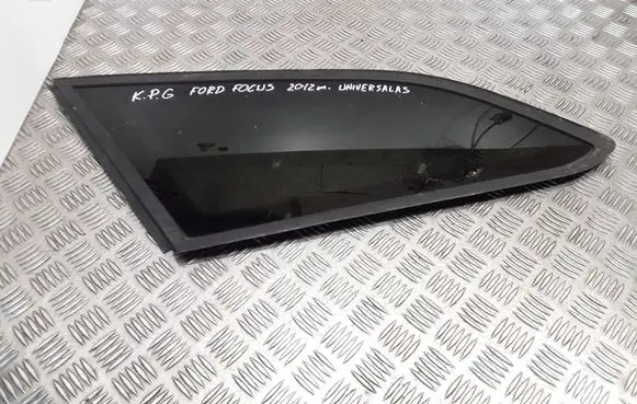 Ford Focus Rear side window